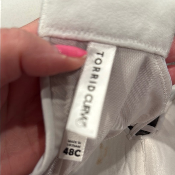 Torrid Black and White Full-Coverage Bras with Adjustable Straps - Picture 4 of 10